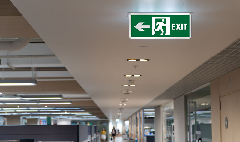 Lắp đặt đèn Exit: tiêu chuẩn, hướng dẫn, báo giá lắp đặt