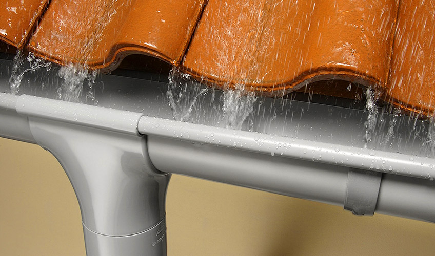 The role of installing rainwater pipes on the roof