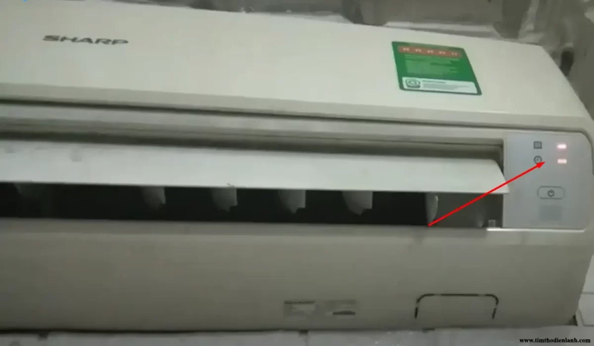 Dấu hiệu nhận biết máy lạnh bị chớp đèn