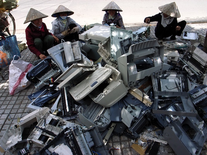Xử lý rác thải điện tử